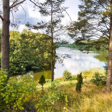 Villa Dom Na Kaszubach Lektura Fingrowa Huta