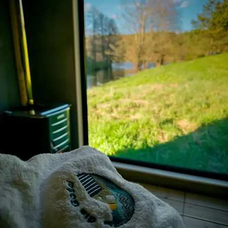 Villa Dom Na Kaszubach Lektura Fingrowa Huta